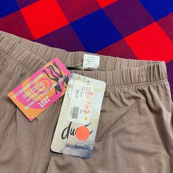 NWT Dunia Freja Women’s Taupe Pant Size Small NEW - Picture 6 of 9